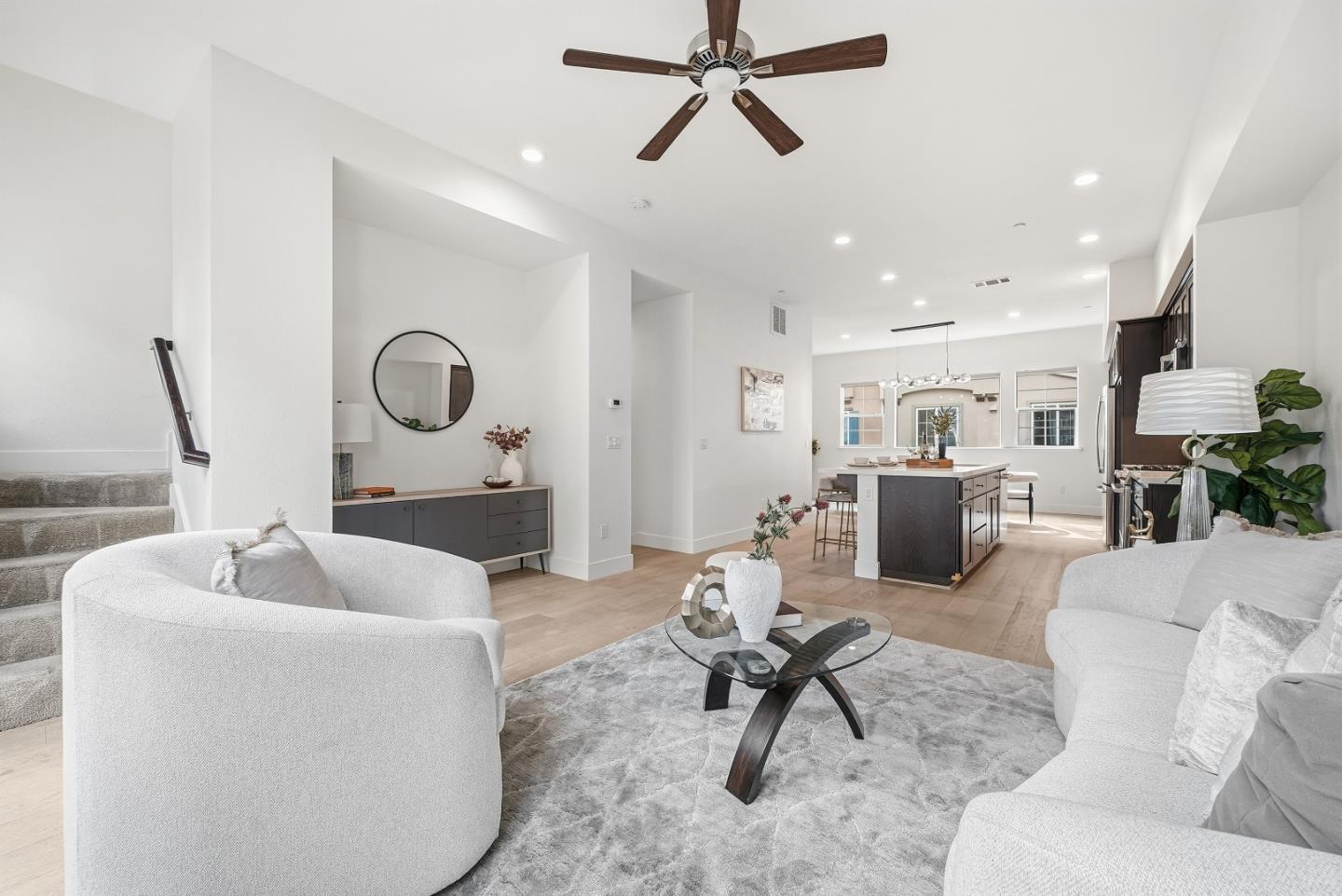 Detail Gallery Image 8 of 49 For 176 Jeffrey Ter, Sunnyvale,  CA 94086 - 4 Beds | 3/1 Baths