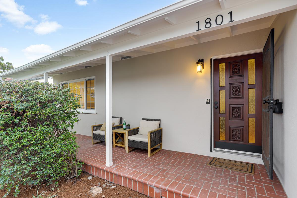 Detail Gallery Image 4 of 27 For 1801 Briarwood Dr, Santa Clara,  CA 95051 - 3 Beds | 2 Baths