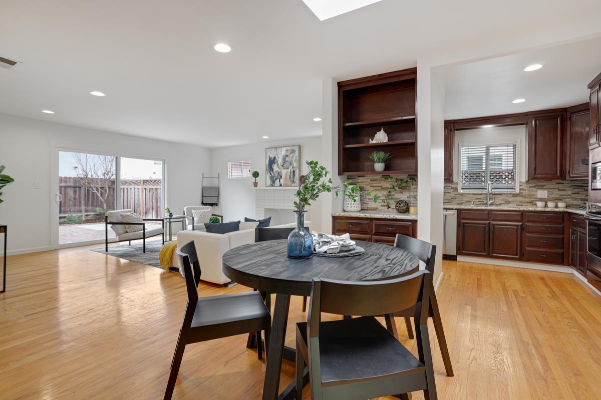 Detail Gallery Image 9 of 27 For 1801 Briarwood Dr, Santa Clara,  CA 95051 - 3 Beds | 2 Baths