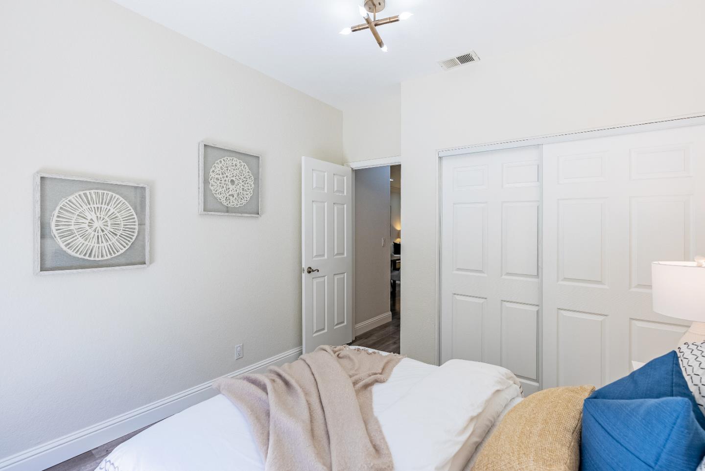 Detail Gallery Image 20 of 33 For 955 La Mesa Ter #H,  Sunnyvale,  CA 94086 - 3 Beds | 3 Baths