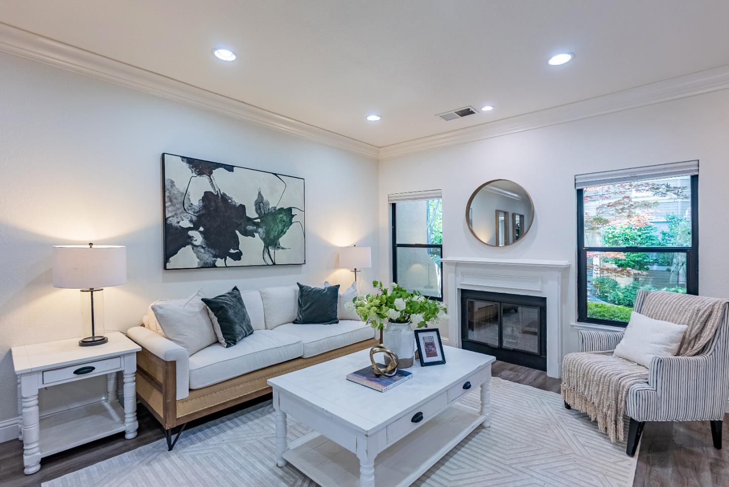 Detail Gallery Image 4 of 33 For 955 La Mesa Ter #H,  Sunnyvale,  CA 94086 - 3 Beds | 3 Baths