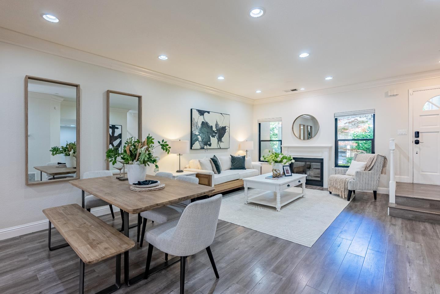 Detail Gallery Image 6 of 33 For 955 La Mesa Ter #H,  Sunnyvale,  CA 94086 - 3 Beds | 3 Baths