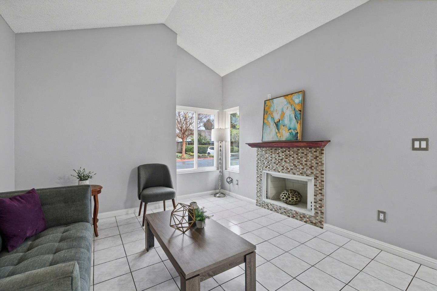 Detail Gallery Image 11 of 33 For 159 Brill Ct, San Jose,  CA 95116 - 2 Beds | 2 Baths