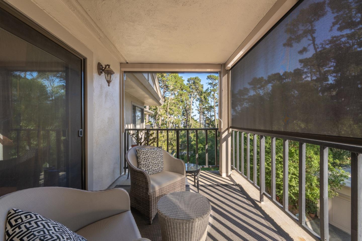 Detail Gallery Image 6 of 18 For 84 Ocean Pines, Pebble Beach,  CA 93953 - 3 Beds | 2 Baths