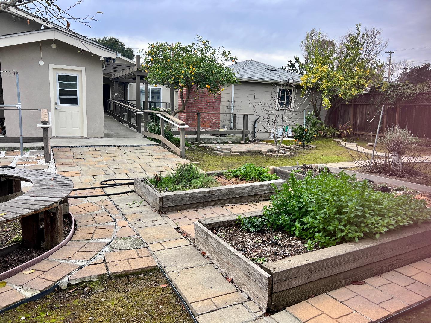 Detail Gallery Image 23 of 24 For 1874 Villa St, Mountain View,  CA 94041 - 7 Beds | 2/5 Baths