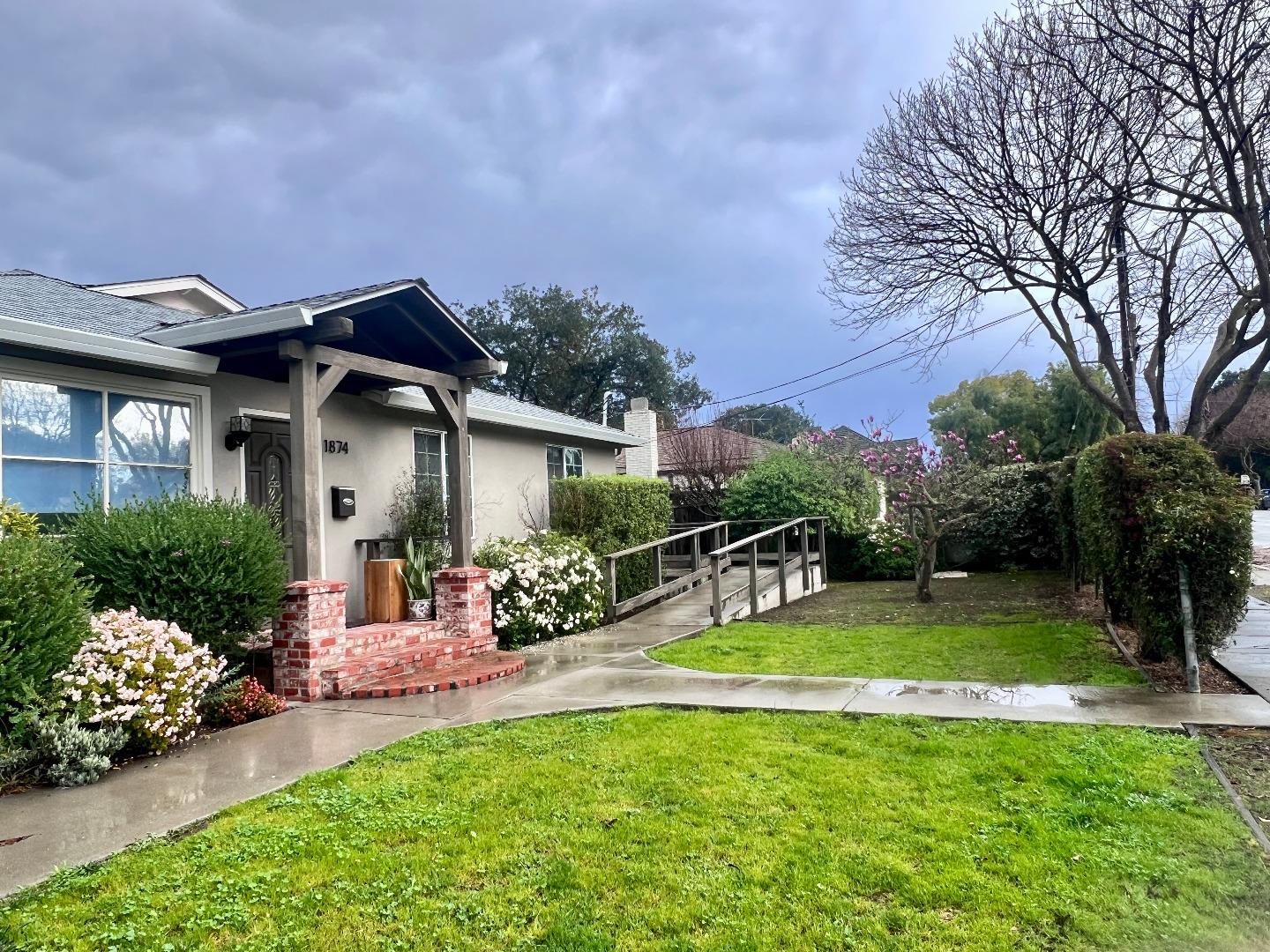 Detail Gallery Image 24 of 24 For 1874 Villa St, Mountain View,  CA 94041 - 7 Beds | 2/5 Baths