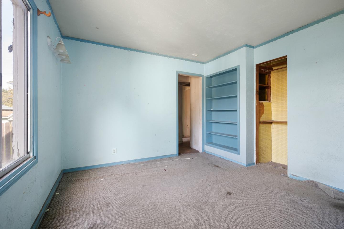 Detail Gallery Image 17 of 26 For 212 Winona Ave, Pacifica,  CA 94044 - 4 Beds | 1 Baths