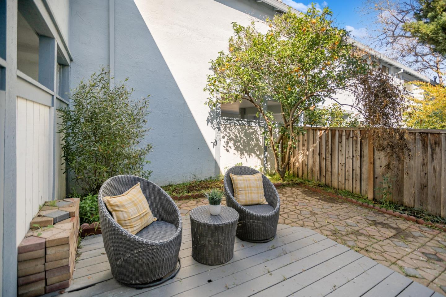 Detail Gallery Image 16 of 23 For 34744 Tuxedo Cmn, Fremont,  CA 94555 - 2 Beds | 1/1 Baths