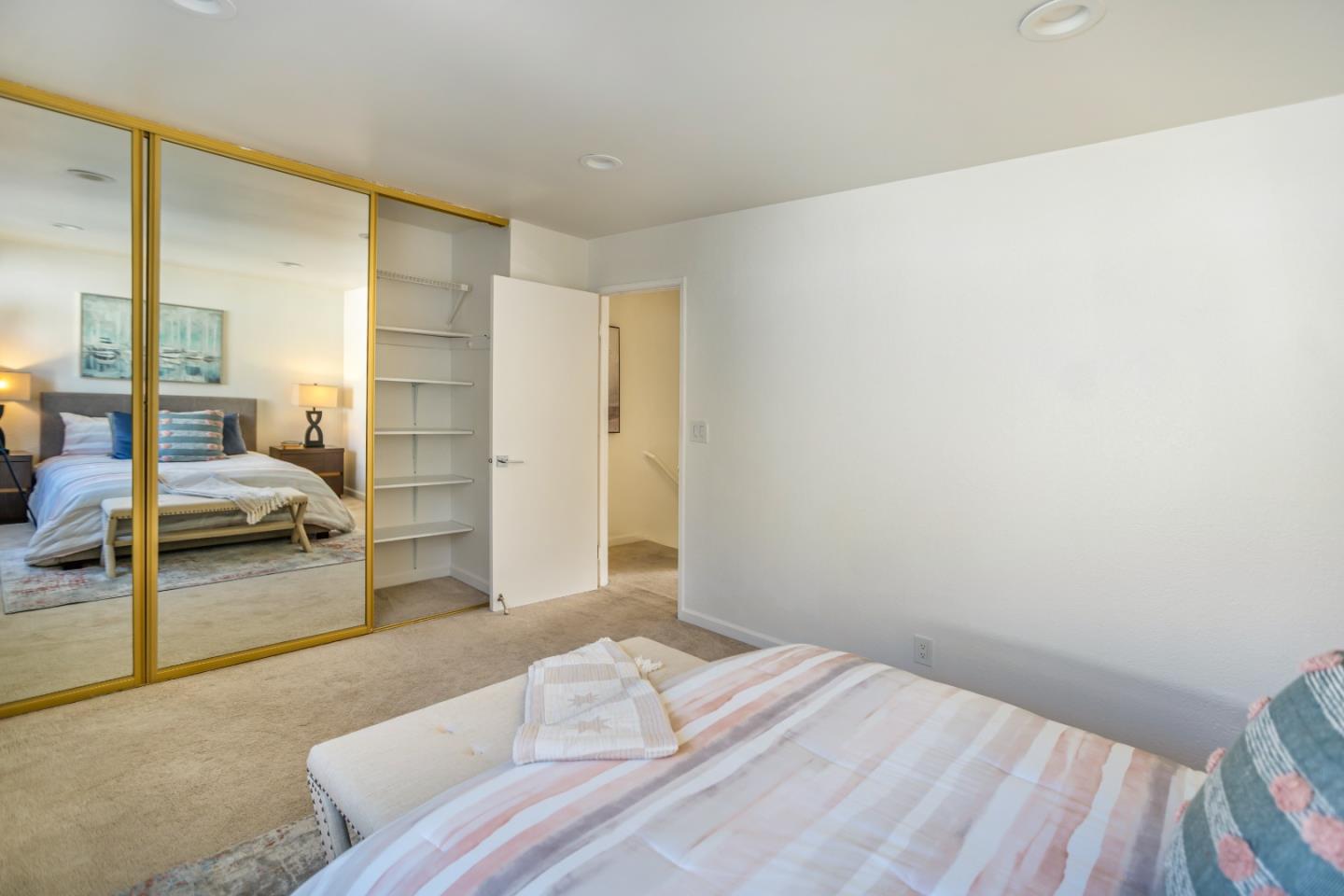 Detail Gallery Image 9 of 23 For 34744 Tuxedo Cmn, Fremont,  CA 94555 - 2 Beds | 1/1 Baths