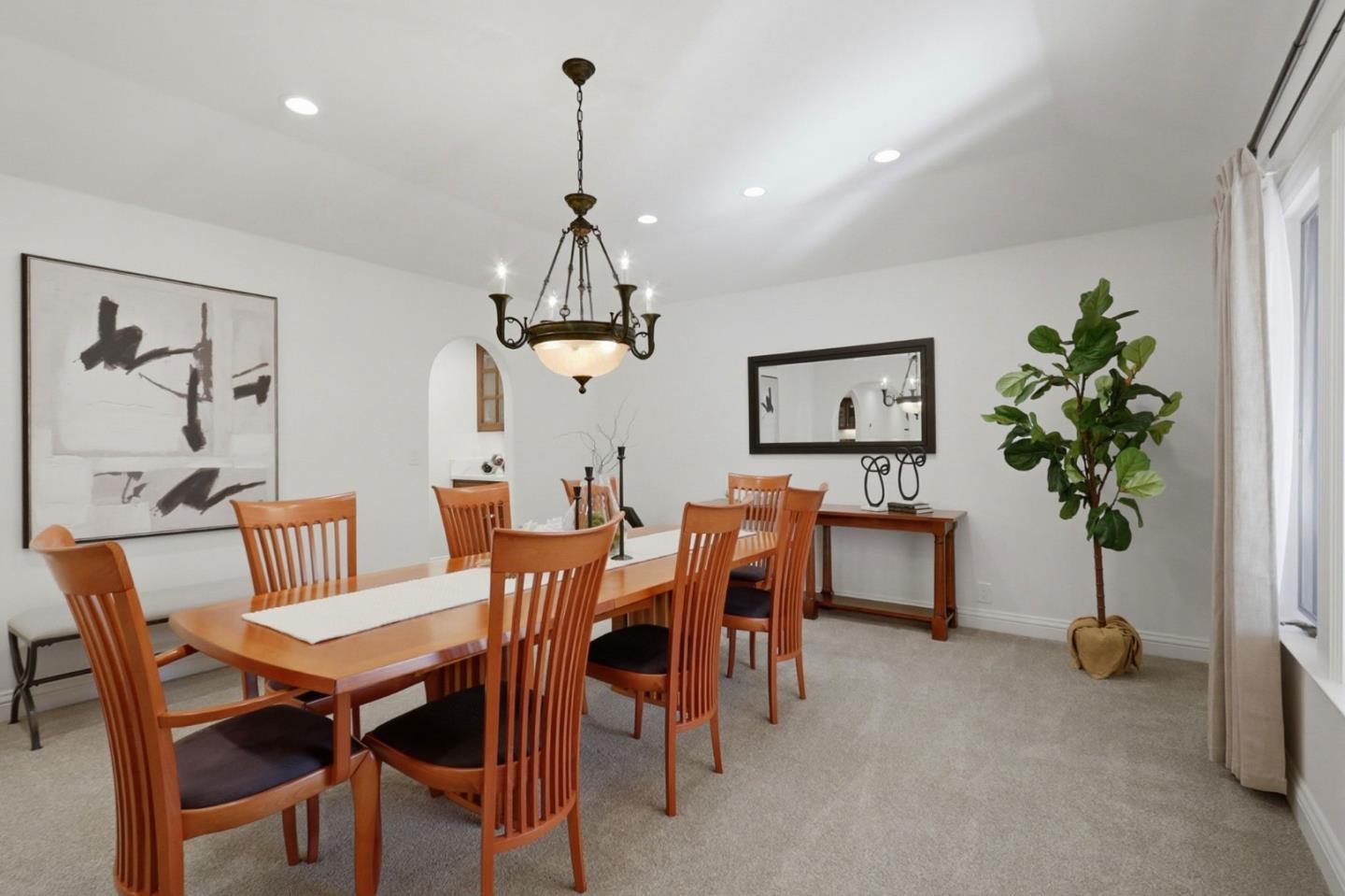 Detail Gallery Image 13 of 94 For 526 Saratoga Ave, Santa Clara,  CA 95050 - 4 Beds | 2/2 Baths