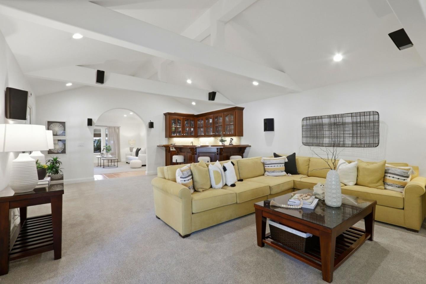 Detail Gallery Image 22 of 94 For 526 Saratoga Ave, Santa Clara,  CA 95050 - 4 Beds | 2/2 Baths