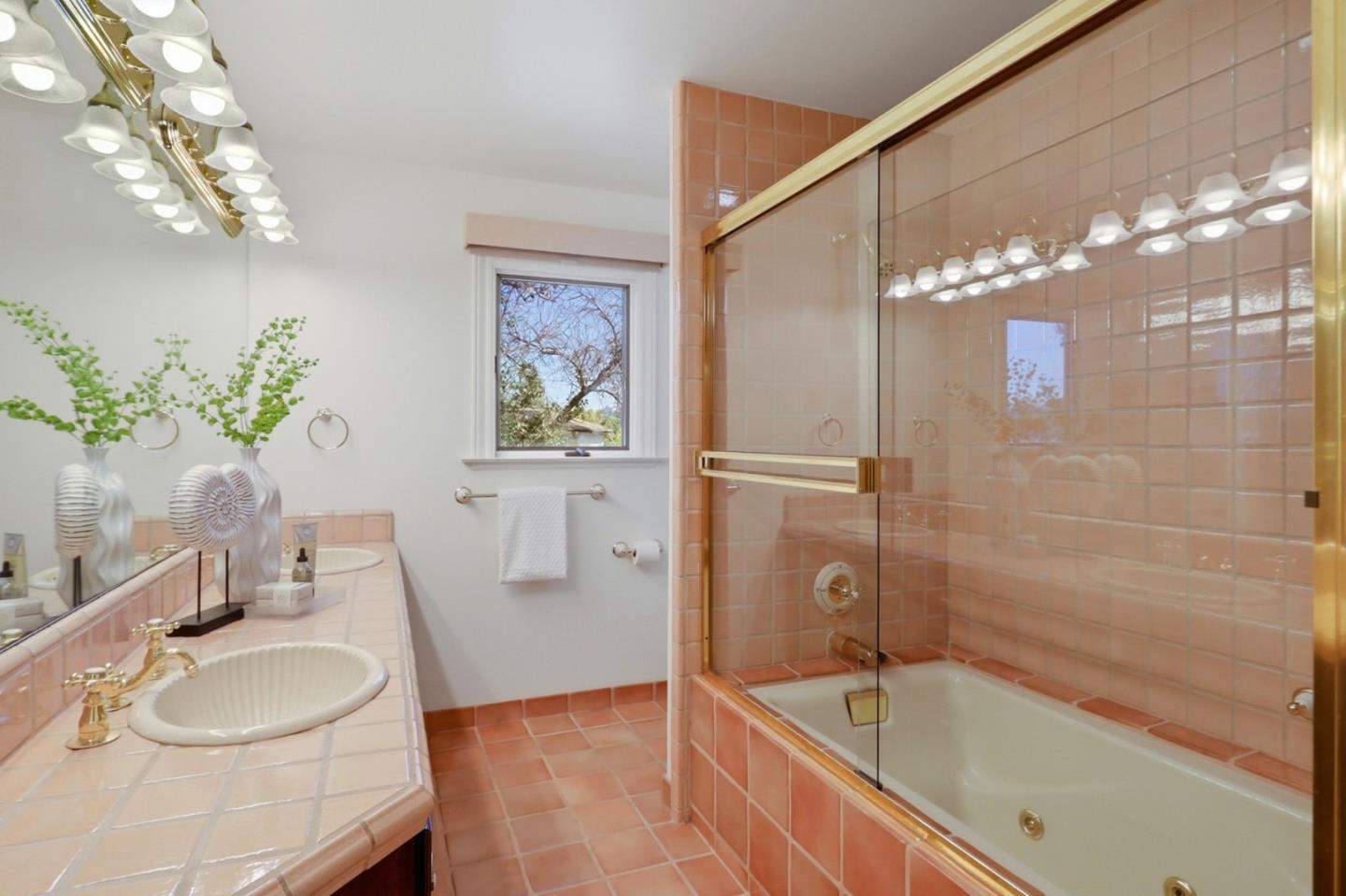 Detail Gallery Image 41 of 94 For 526 Saratoga Ave, Santa Clara,  CA 95050 - 4 Beds | 2/2 Baths