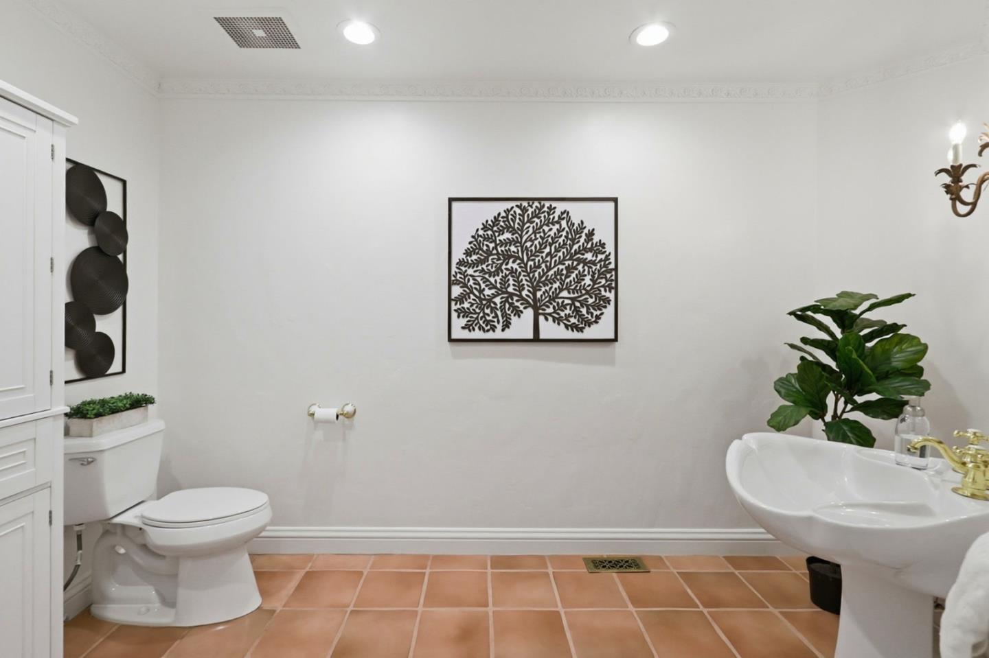 Detail Gallery Image 43 of 94 For 526 Saratoga Ave, Santa Clara,  CA 95050 - 4 Beds | 2/2 Baths