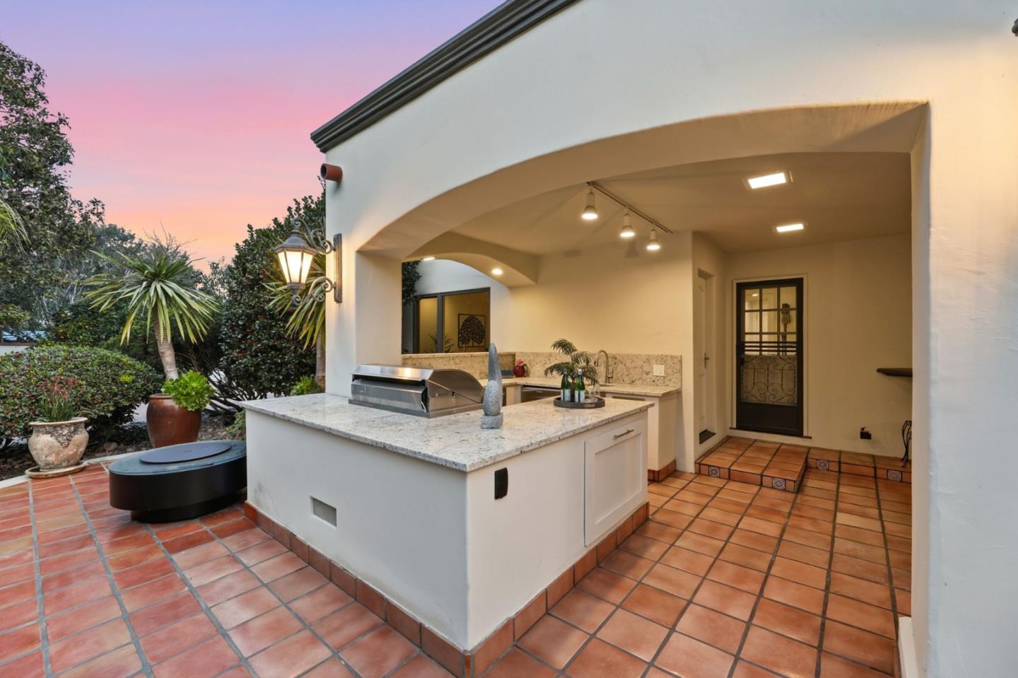 Detail Gallery Image 81 of 94 For 526 Saratoga Ave, Santa Clara,  CA 95050 - 4 Beds | 2/2 Baths