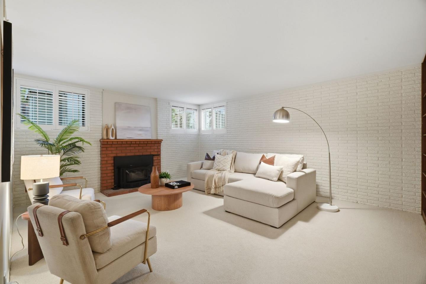 Detail Gallery Image 26 of 45 For 1554 Queenstown Ct, Sunnyvale,  CA 94087 - 4 Beds | 3/1 Baths