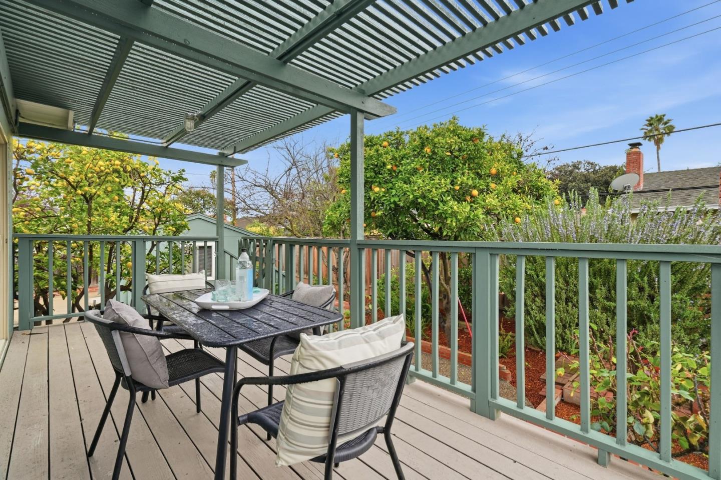 Detail Gallery Image 29 of 45 For 1554 Queenstown Ct, Sunnyvale,  CA 94087 - 4 Beds | 3/1 Baths