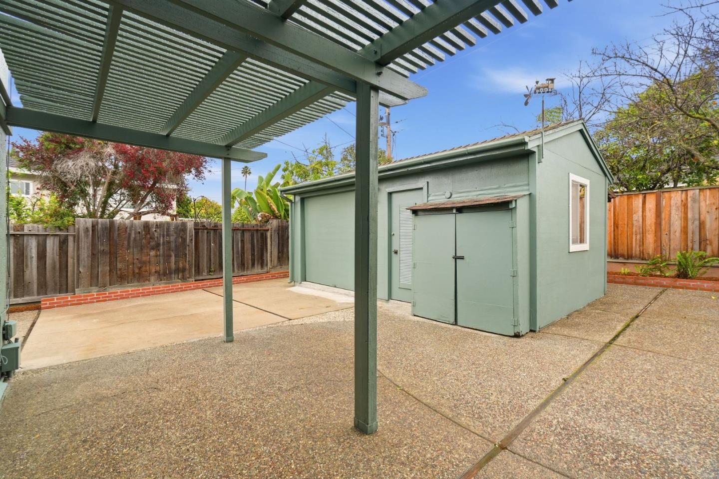 Detail Gallery Image 30 of 45 For 1554 Queenstown Ct, Sunnyvale,  CA 94087 - 4 Beds | 3/1 Baths