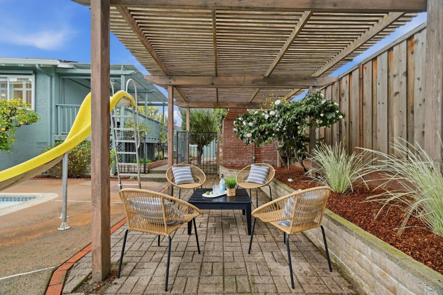 Detail Gallery Image 36 of 45 For 1554 Queenstown Ct, Sunnyvale,  CA 94087 - 4 Beds | 3/1 Baths