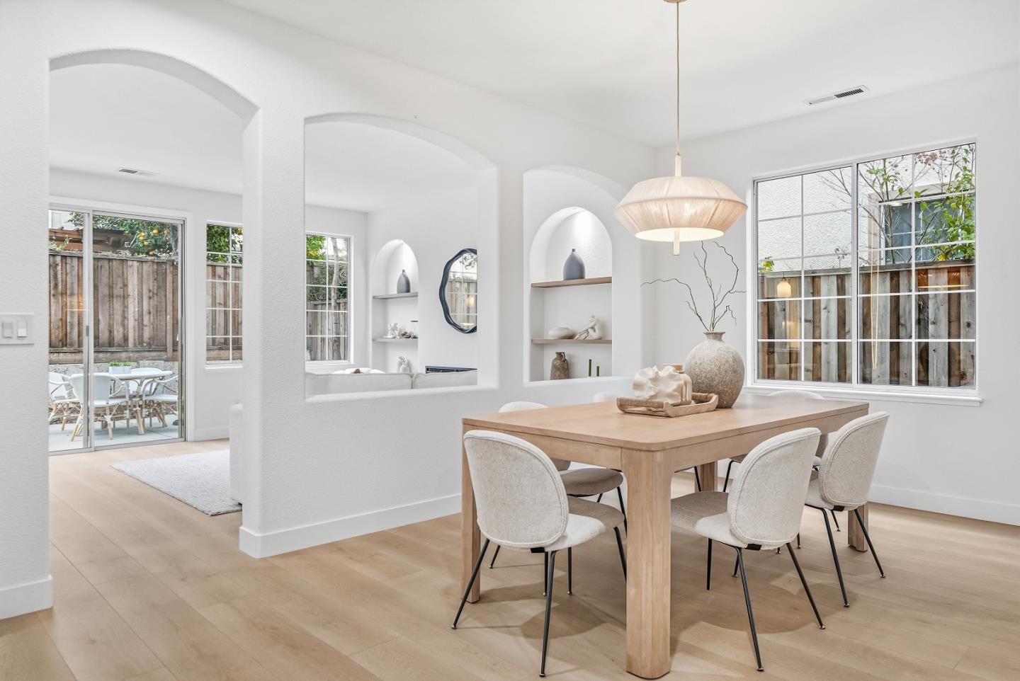 Detail Gallery Image 13 of 64 For 2868 Hemlock Ave, San Jose,  CA 95128 - 5 Beds | 3 Baths