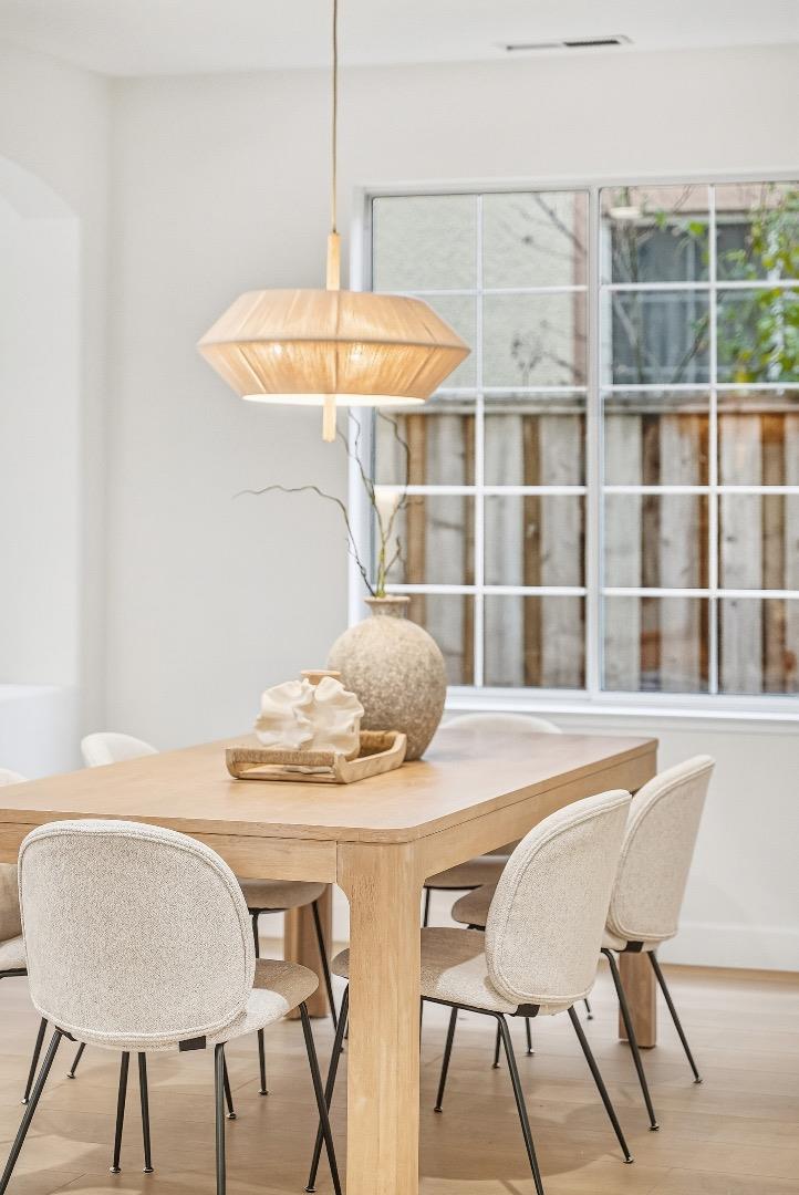 Detail Gallery Image 16 of 64 For 2868 Hemlock Ave, San Jose,  CA 95128 - 5 Beds | 3 Baths