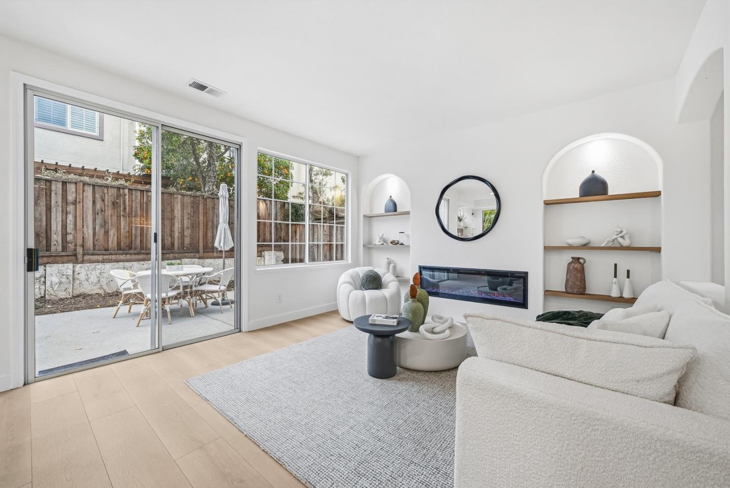 Detail Gallery Image 18 of 64 For 2868 Hemlock Ave, San Jose,  CA 95128 - 5 Beds | 3 Baths