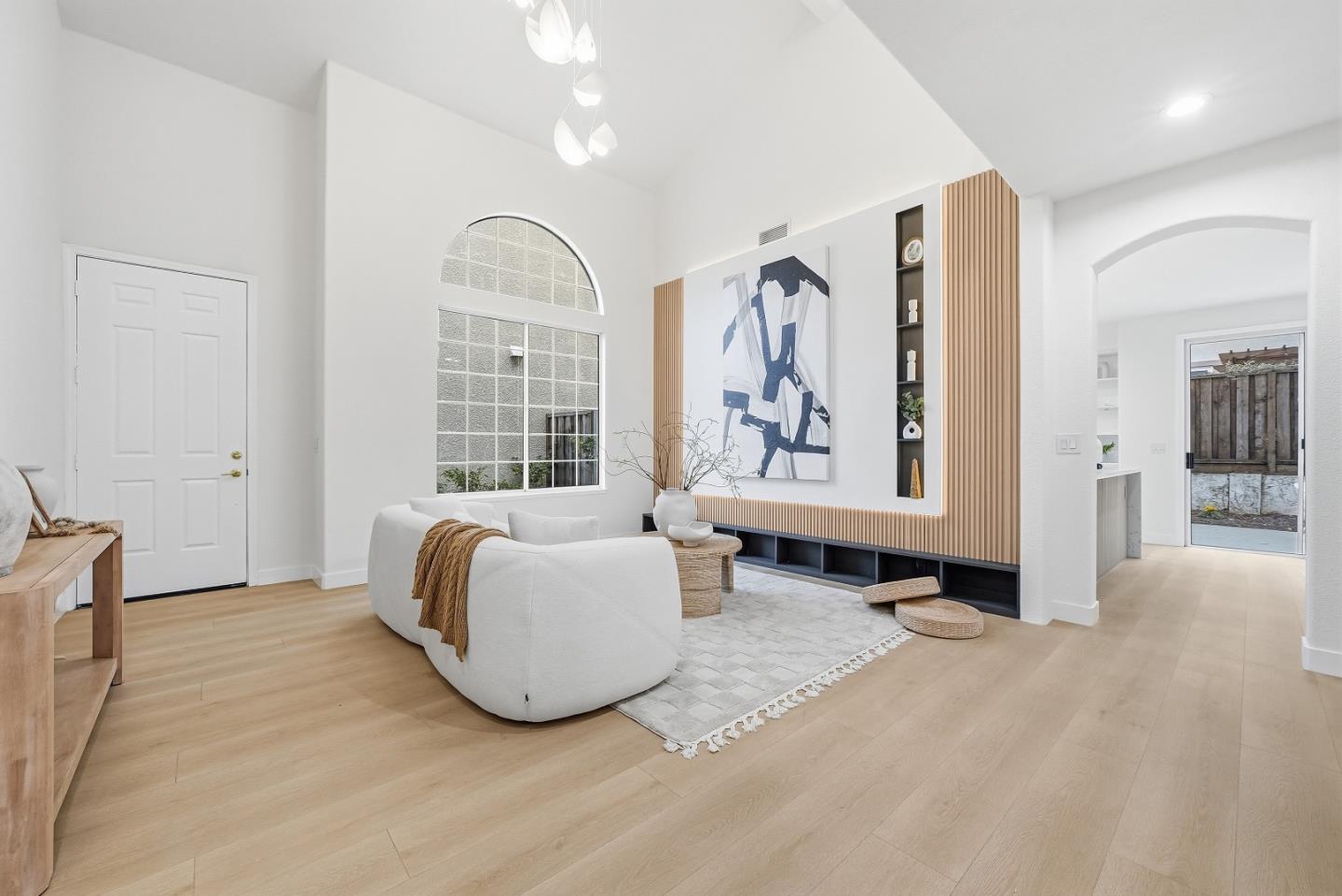 Detail Gallery Image 3 of 64 For 2868 Hemlock Ave, San Jose,  CA 95128 - 5 Beds | 3 Baths