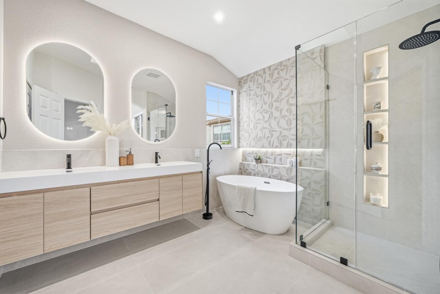 Detail Gallery Image 43 of 64 For 2868 Hemlock Ave, San Jose,  CA 95128 - 5 Beds | 3 Baths