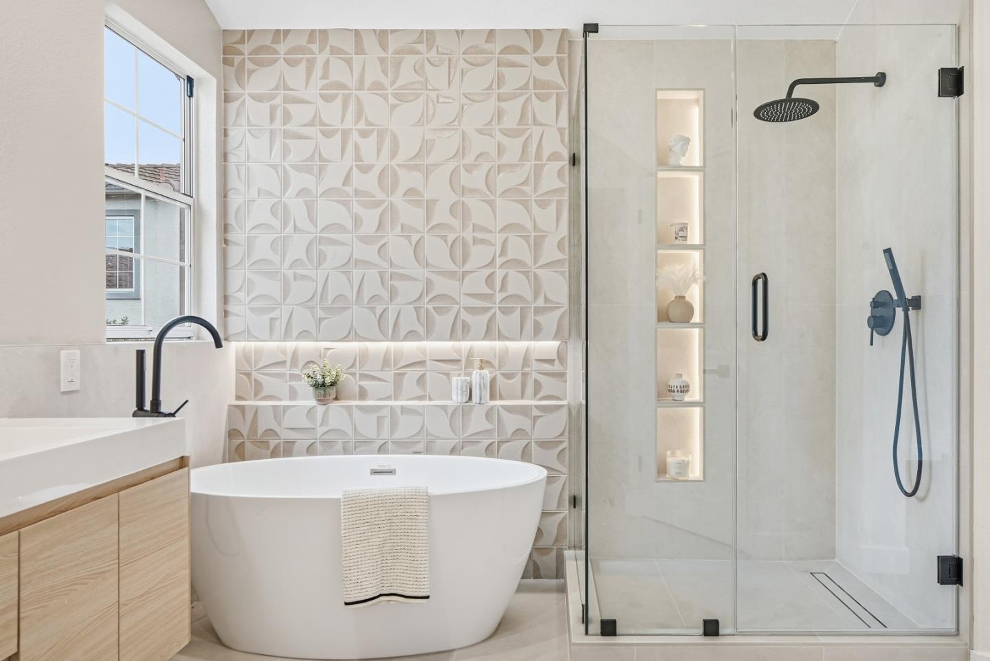 Detail Gallery Image 44 of 64 For 2868 Hemlock Ave, San Jose,  CA 95128 - 5 Beds | 3 Baths