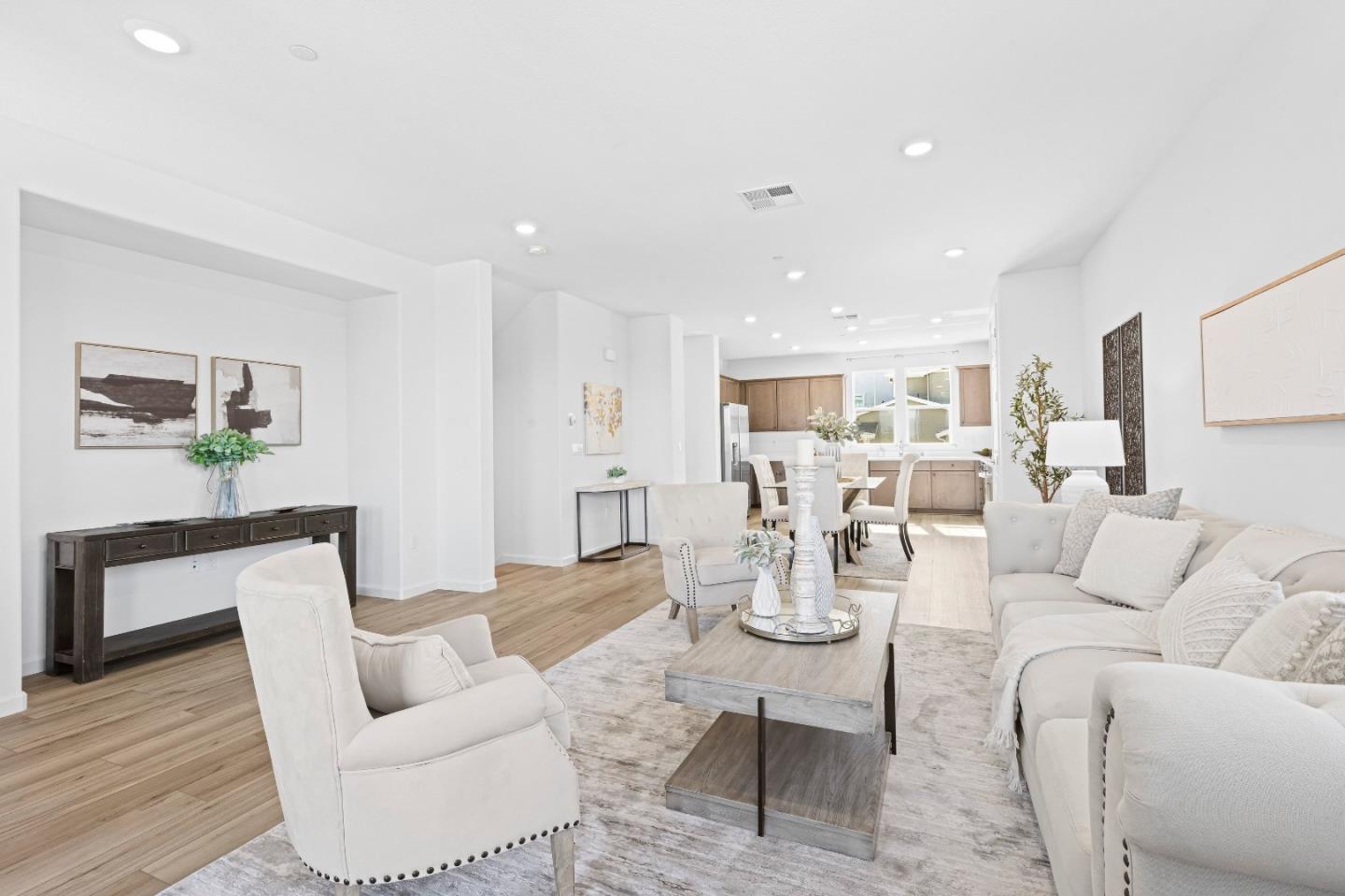 Detail Gallery Image 14 of 56 For 1387 Ores Way, Gilroy,  CA 95020 - 3 Beds | 2/2 Baths