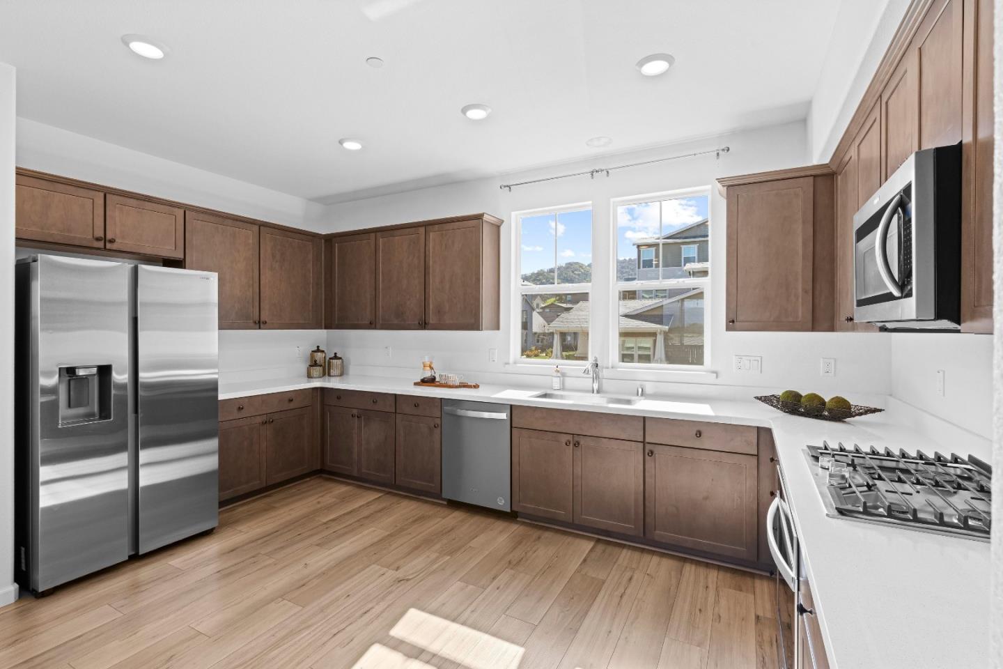 Detail Gallery Image 21 of 56 For 1387 Ores Way, Gilroy,  CA 95020 - 3 Beds | 2/2 Baths