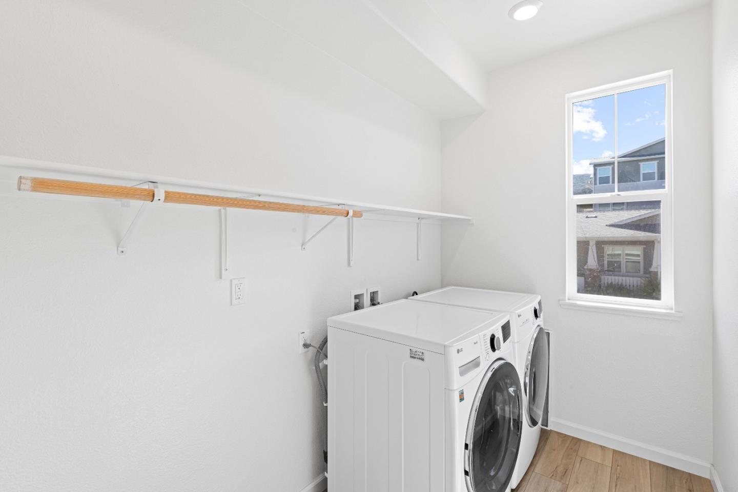 Detail Gallery Image 23 of 56 For 1387 Ores Way, Gilroy,  CA 95020 - 3 Beds | 2/2 Baths