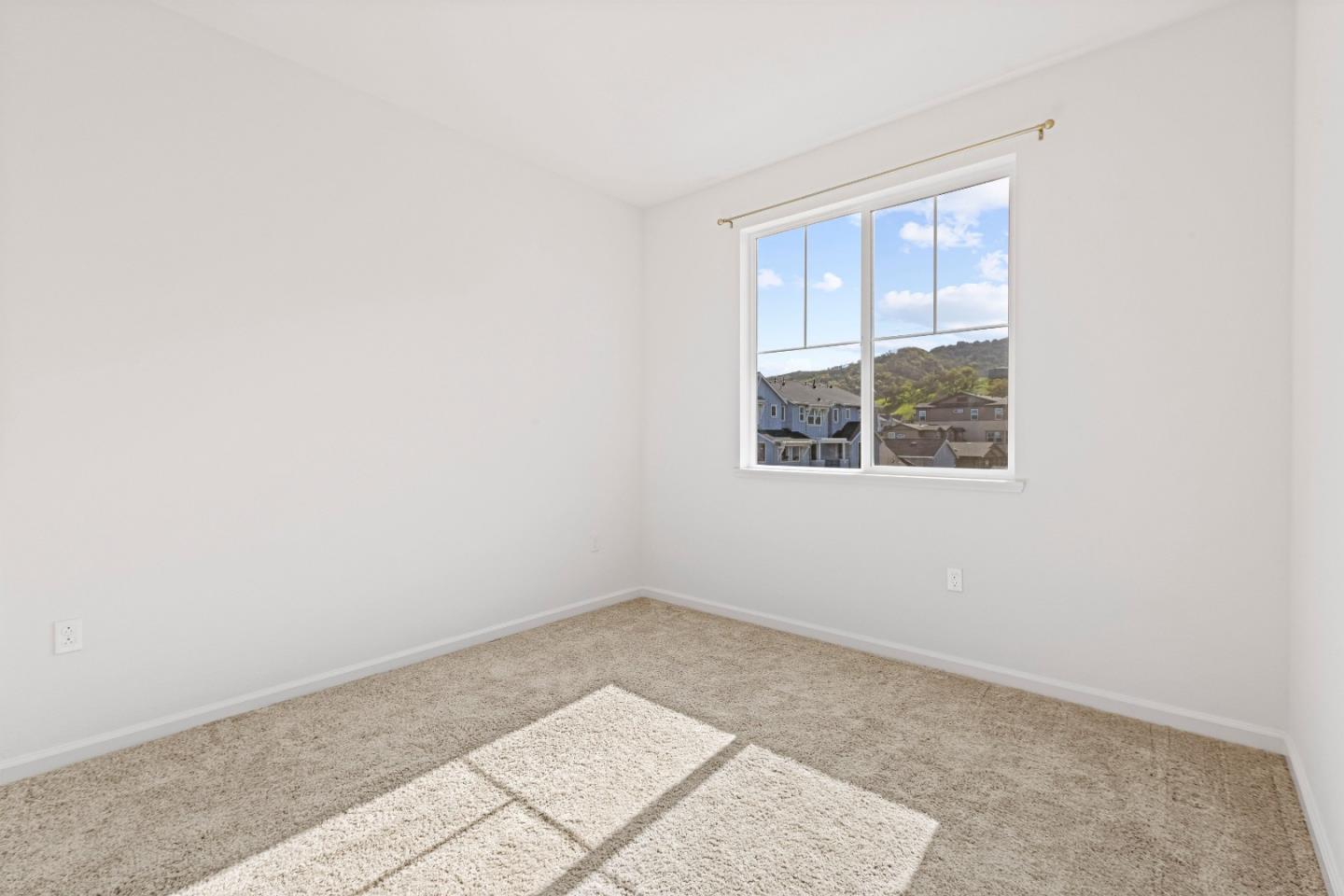 Detail Gallery Image 33 of 56 For 1387 Ores Way, Gilroy,  CA 95020 - 3 Beds | 2/2 Baths