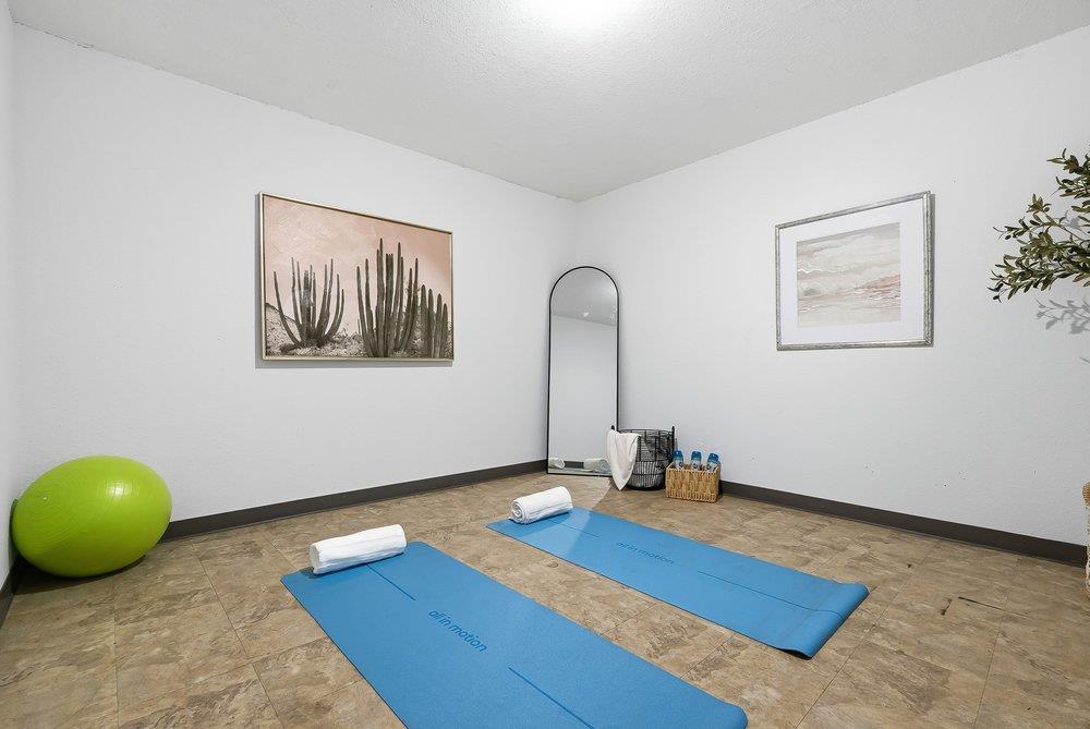 Detail Gallery Image 30 of 37 For 565 W Latimer Ave, Campbell,  CA 95008 - 2 Beds | 2 Baths