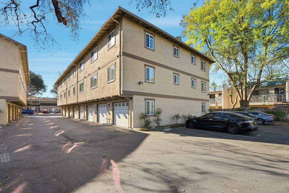 Detail Gallery Image 33 of 37 For 565 W Latimer Ave, Campbell,  CA 95008 - 2 Beds | 2 Baths