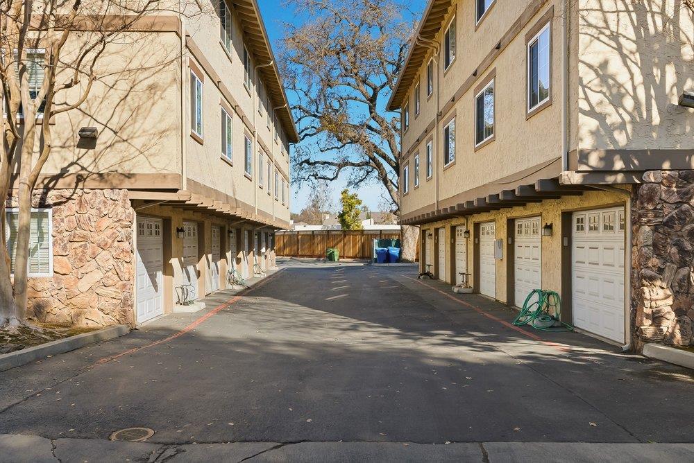 Detail Gallery Image 34 of 37 For 565 W Latimer Ave, Campbell,  CA 95008 - 2 Beds | 2 Baths