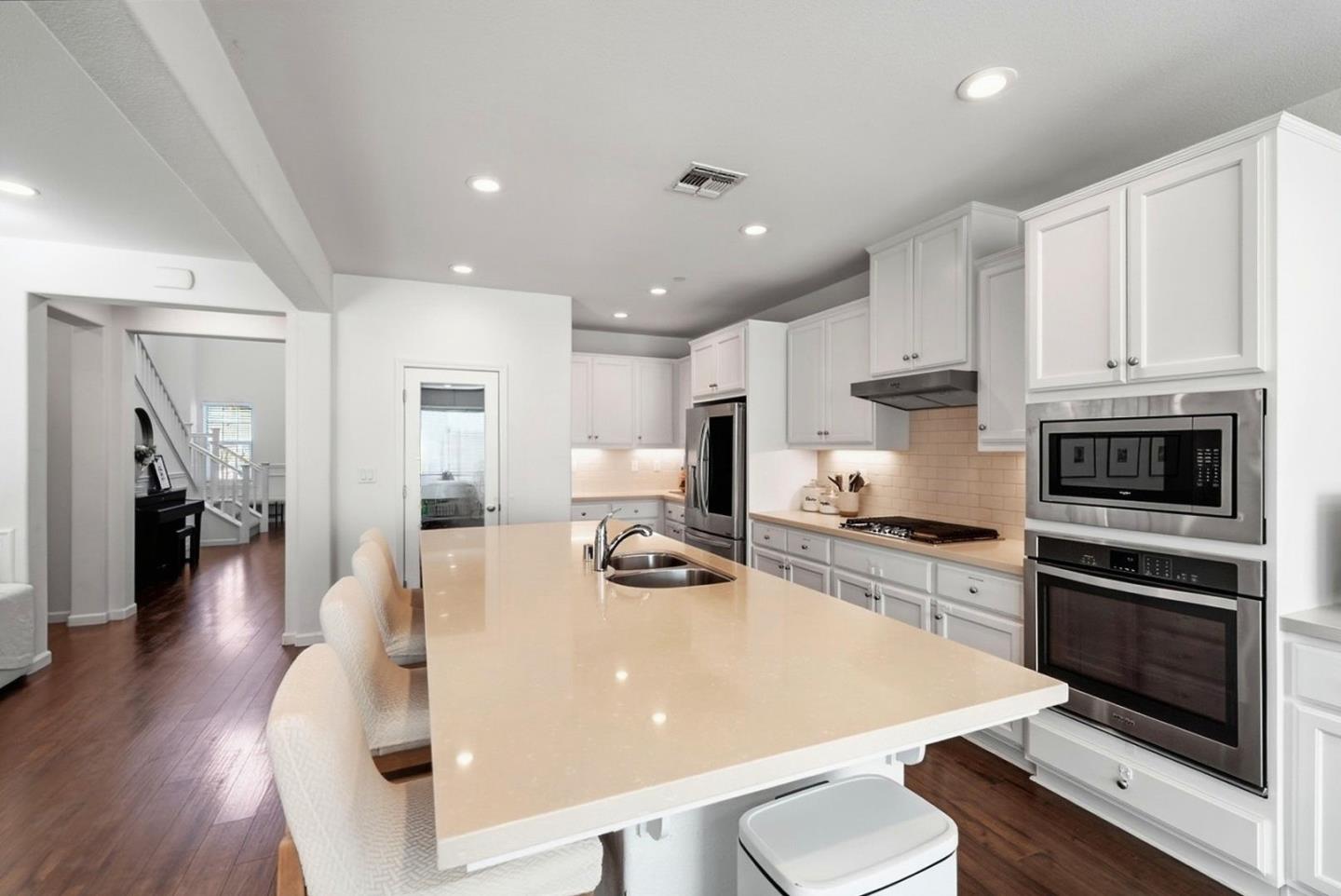 Detail Gallery Image 8 of 33 For 4723 Avalon Street, Tracy,  CA 95377 - 4 Beds | 3 Baths