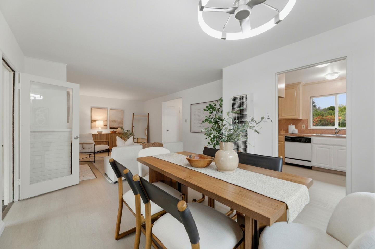 Detail Gallery Image 23 of 40 For 4287 Wilkie Way, Palo Alto,  CA 94306 - 3 Beds | 2 Baths