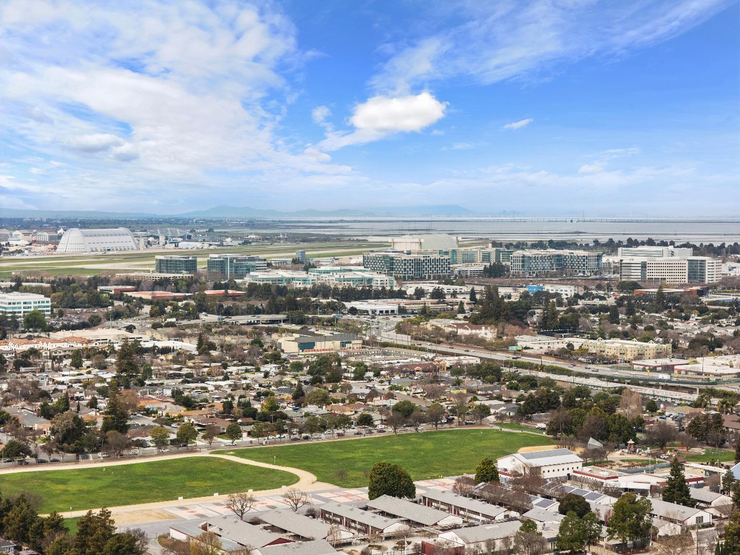 Detail Gallery Image 35 of 37 For 712 San Conrado Ter #4,  Sunnyvale,  CA 94085 - 2 Beds | 2 Baths