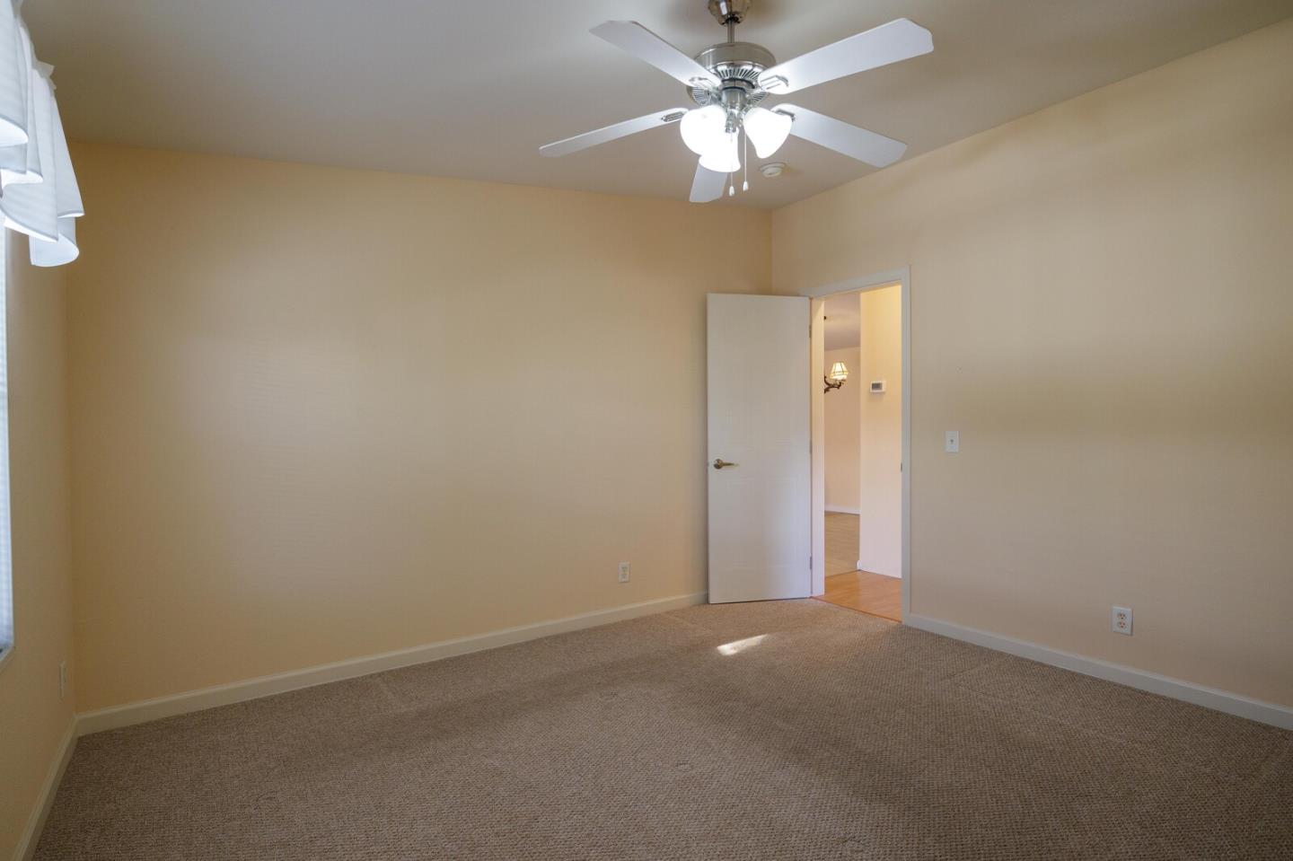 Detail Gallery Image 27 of 52 For 275 Burnett Ave #156,  Morgan Hill,  CA 95037 - 3 Beds | 2 Baths