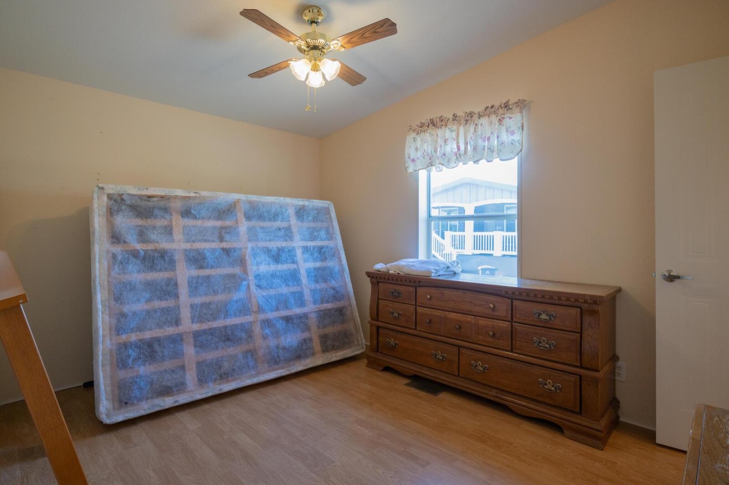 Detail Gallery Image 29 of 52 For 275 Burnett Ave #156,  Morgan Hill,  CA 95037 - 3 Beds | 2 Baths