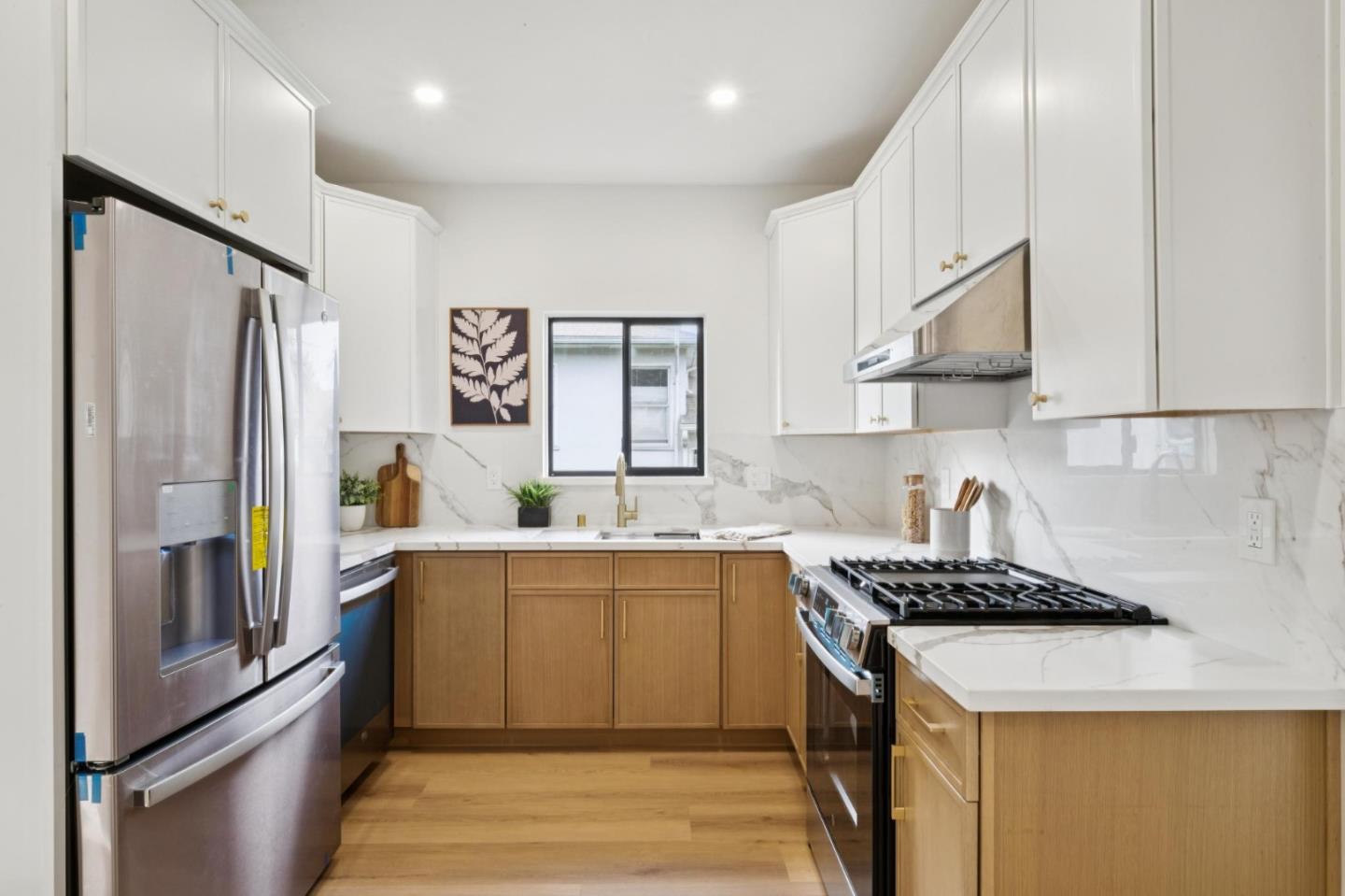 Detail Gallery Image 10 of 40 For 3714 Magee Ave, Oakland,  CA 94619 - 3 Beds | 2 Baths