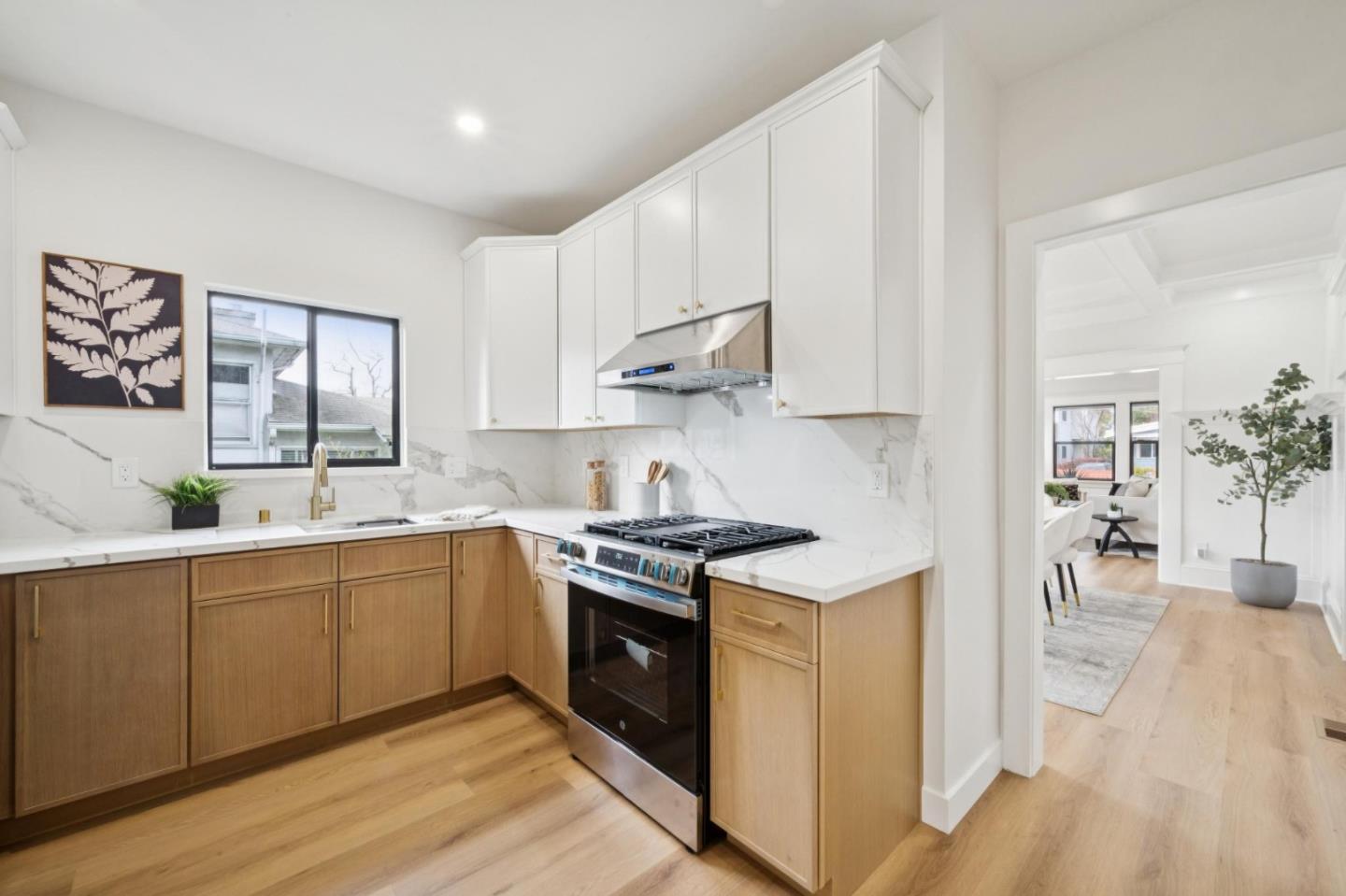 Detail Gallery Image 11 of 40 For 3714 Magee Ave, Oakland,  CA 94619 - 3 Beds | 2 Baths