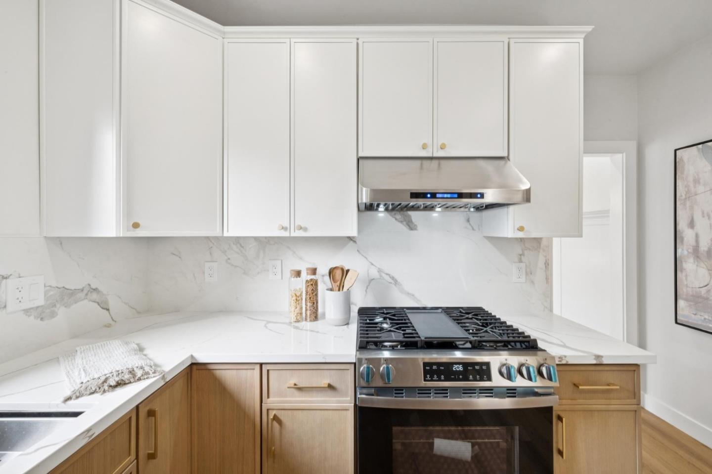 Detail Gallery Image 14 of 40 For 3714 Magee Ave, Oakland,  CA 94619 - 3 Beds | 2 Baths