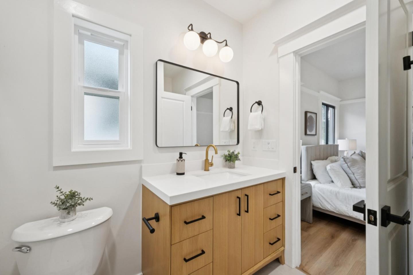 Detail Gallery Image 20 of 40 For 3714 Magee Ave, Oakland,  CA 94619 - 3 Beds | 2 Baths