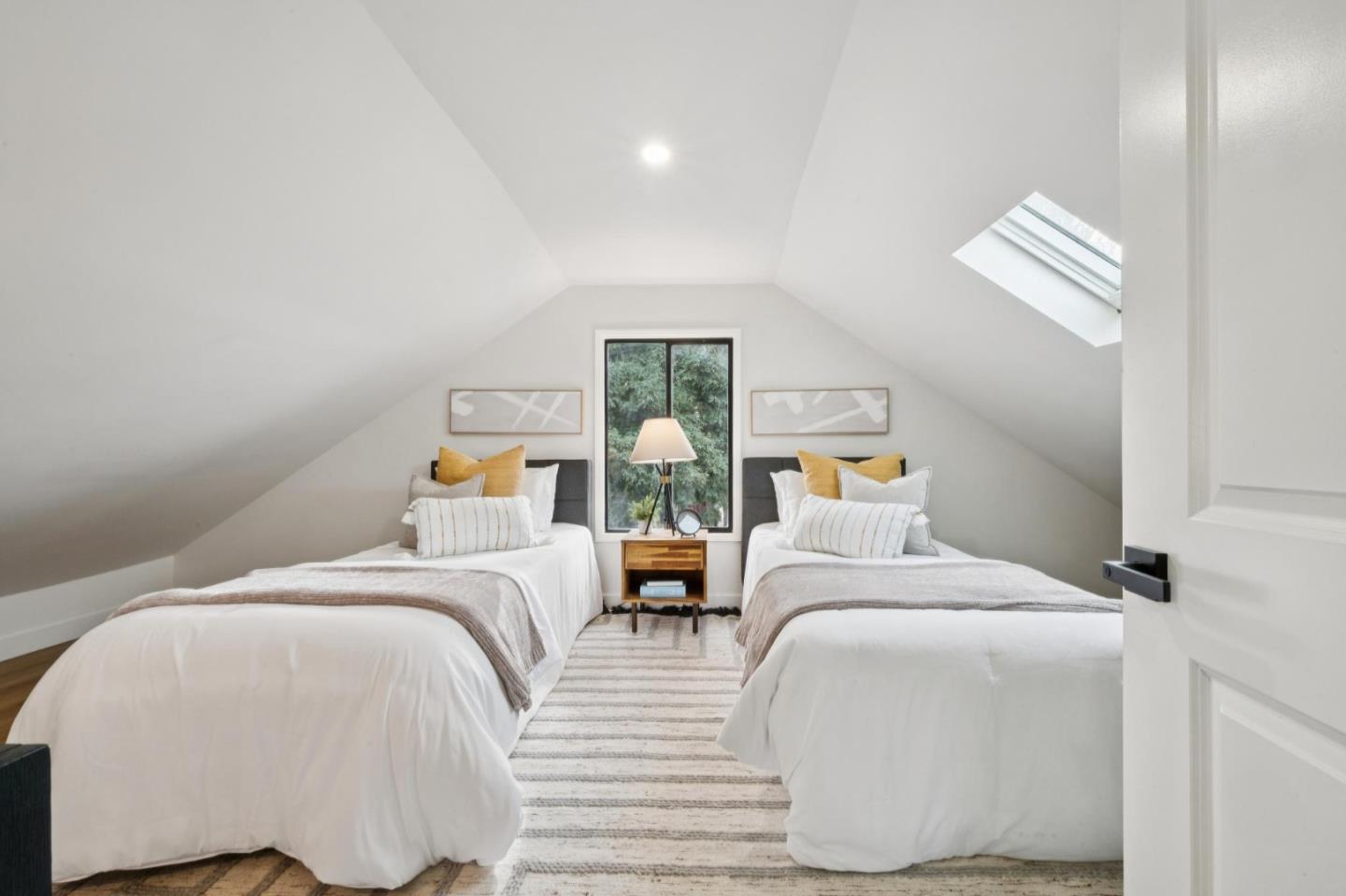 Detail Gallery Image 27 of 40 For 3714 Magee Ave, Oakland,  CA 94619 - 3 Beds | 2 Baths