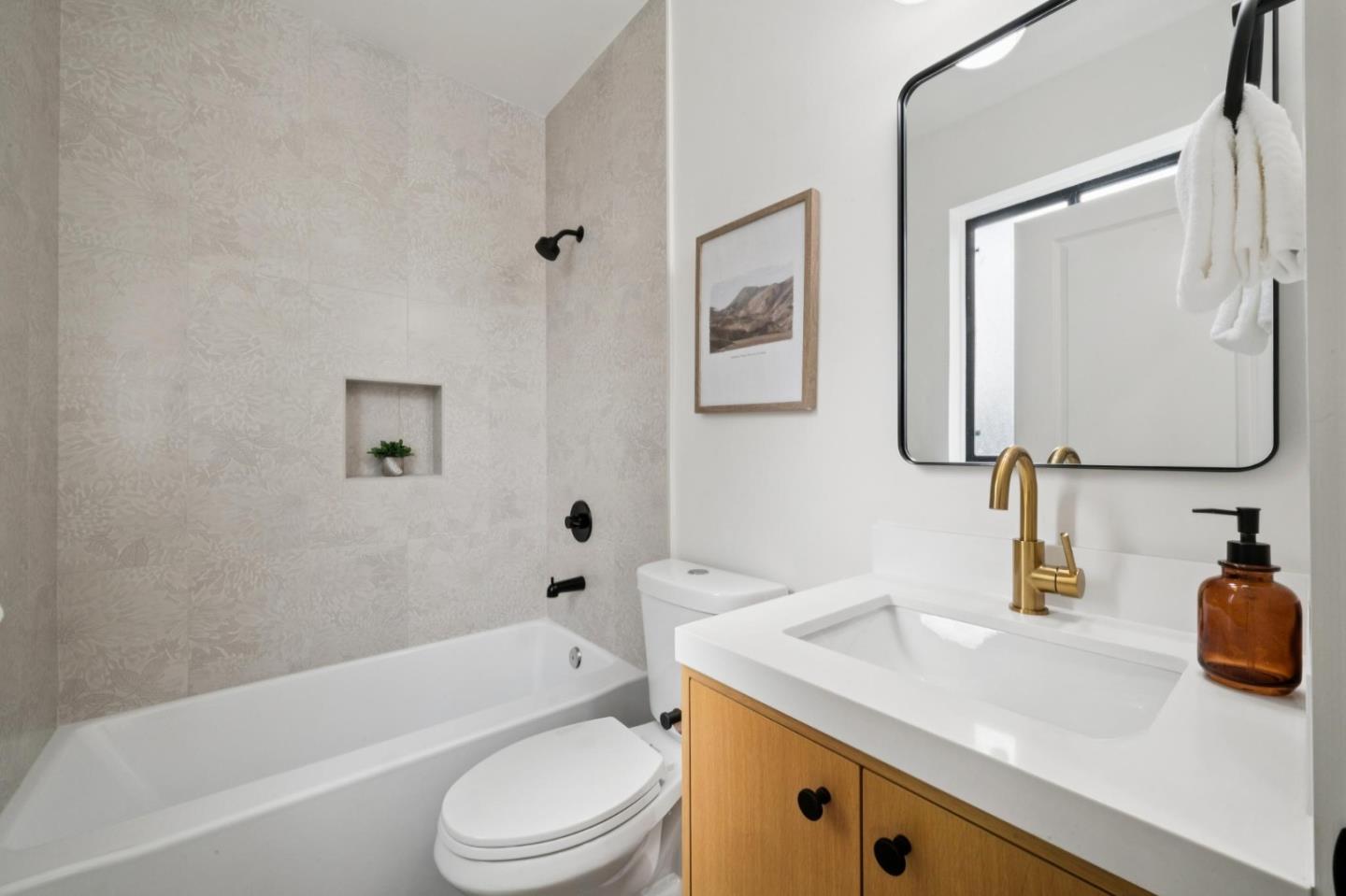 Detail Gallery Image 32 of 40 For 3714 Magee Ave, Oakland,  CA 94619 - 3 Beds | 2 Baths