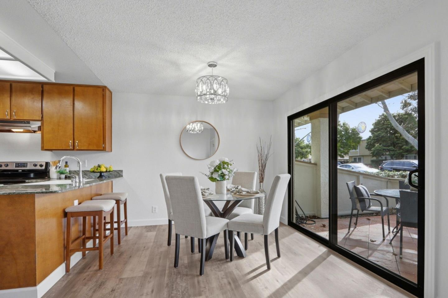 Detail Gallery Image 12 of 27 For 428 Colony Cove Dr, San Jose,  CA 95123 - 3 Beds | 1/1 Baths