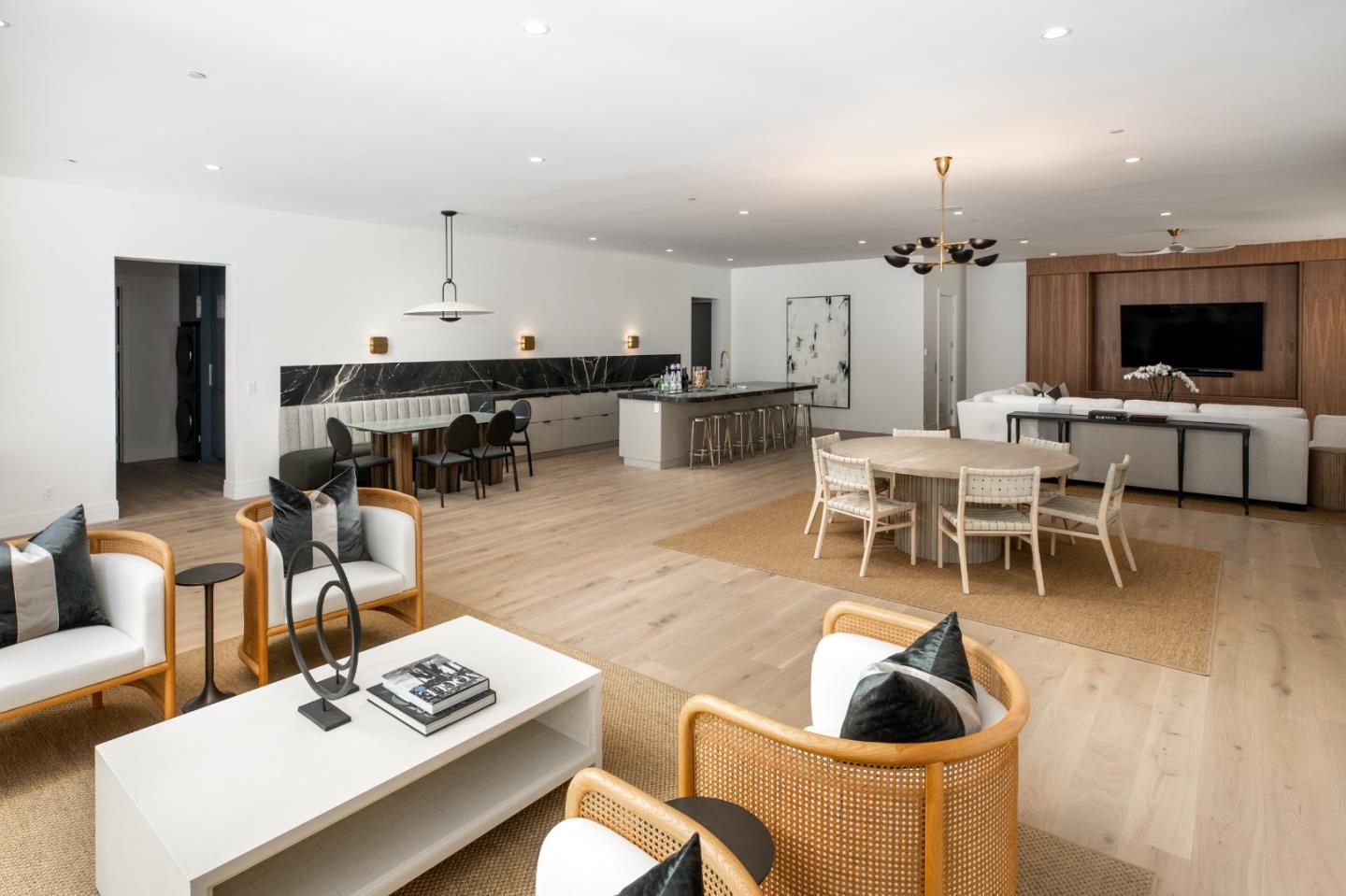 Detail Gallery Image 18 of 34 For 26321 Alexander Pl, Los Altos Hills,  CA 94022 - 6 Beds | 6/2 Baths