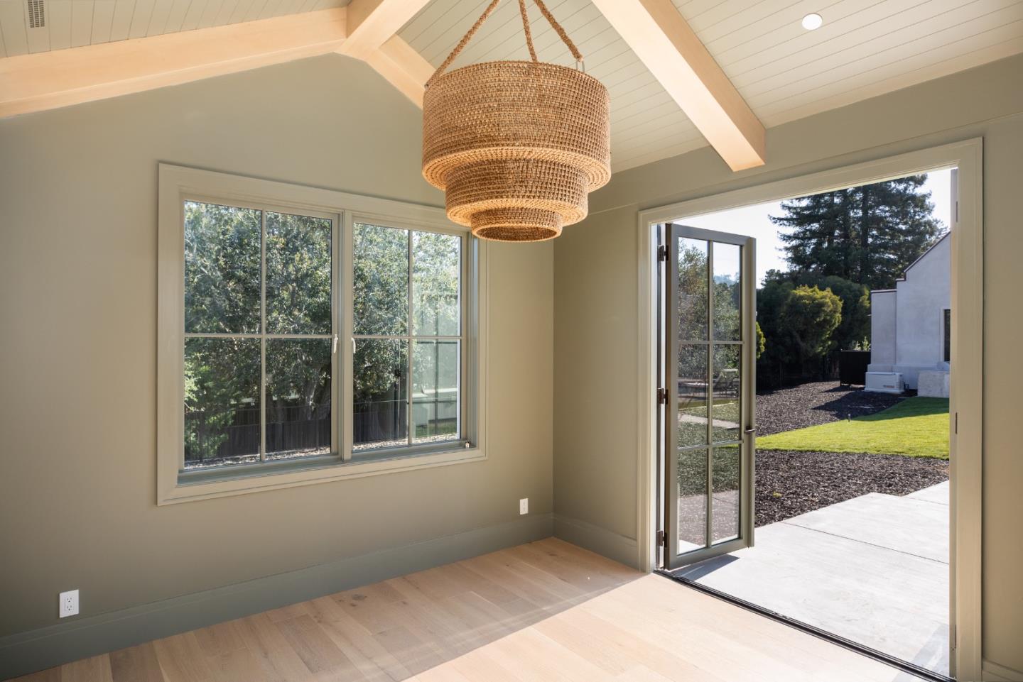 Detail Gallery Image 27 of 34 For 26321 Alexander Pl, Los Altos Hills,  CA 94022 - 6 Beds | 6/2 Baths