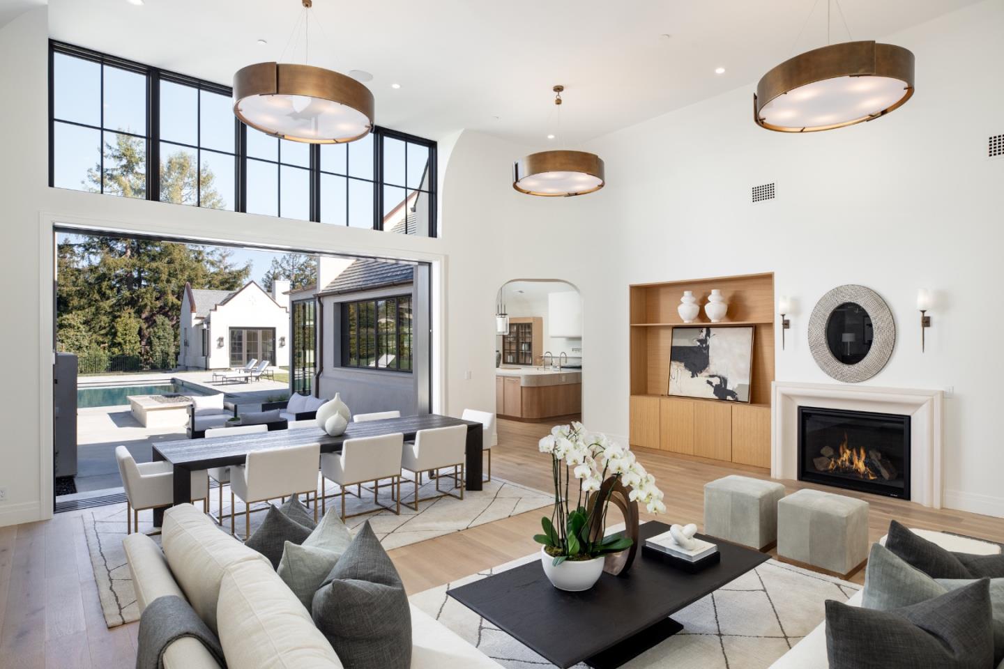 Detail Gallery Image 5 of 34 For 26321 Alexander Pl, Los Altos Hills,  CA 94022 - 6 Beds | 6/2 Baths